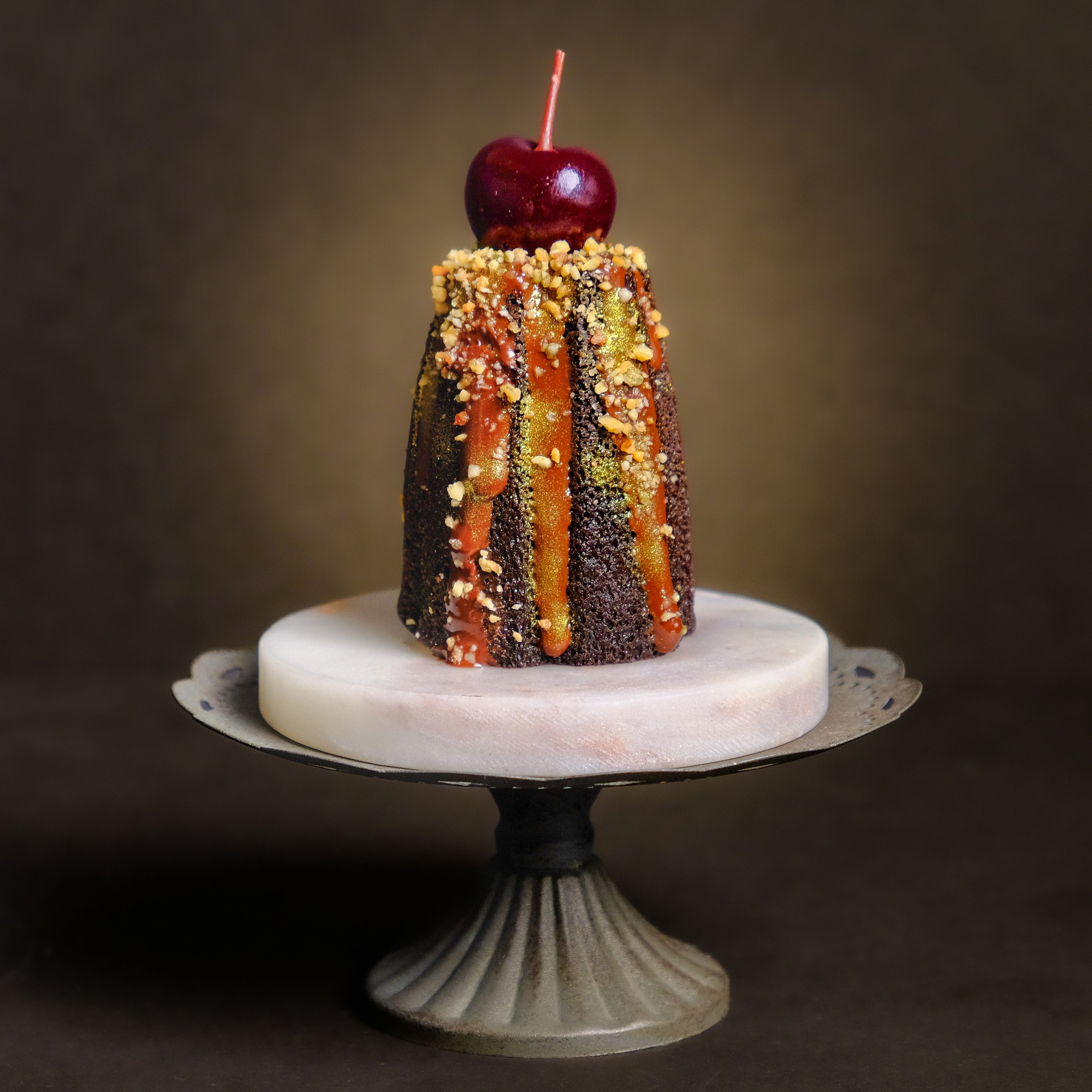 Fudge-Packed Bundtt Hole - Chocolate