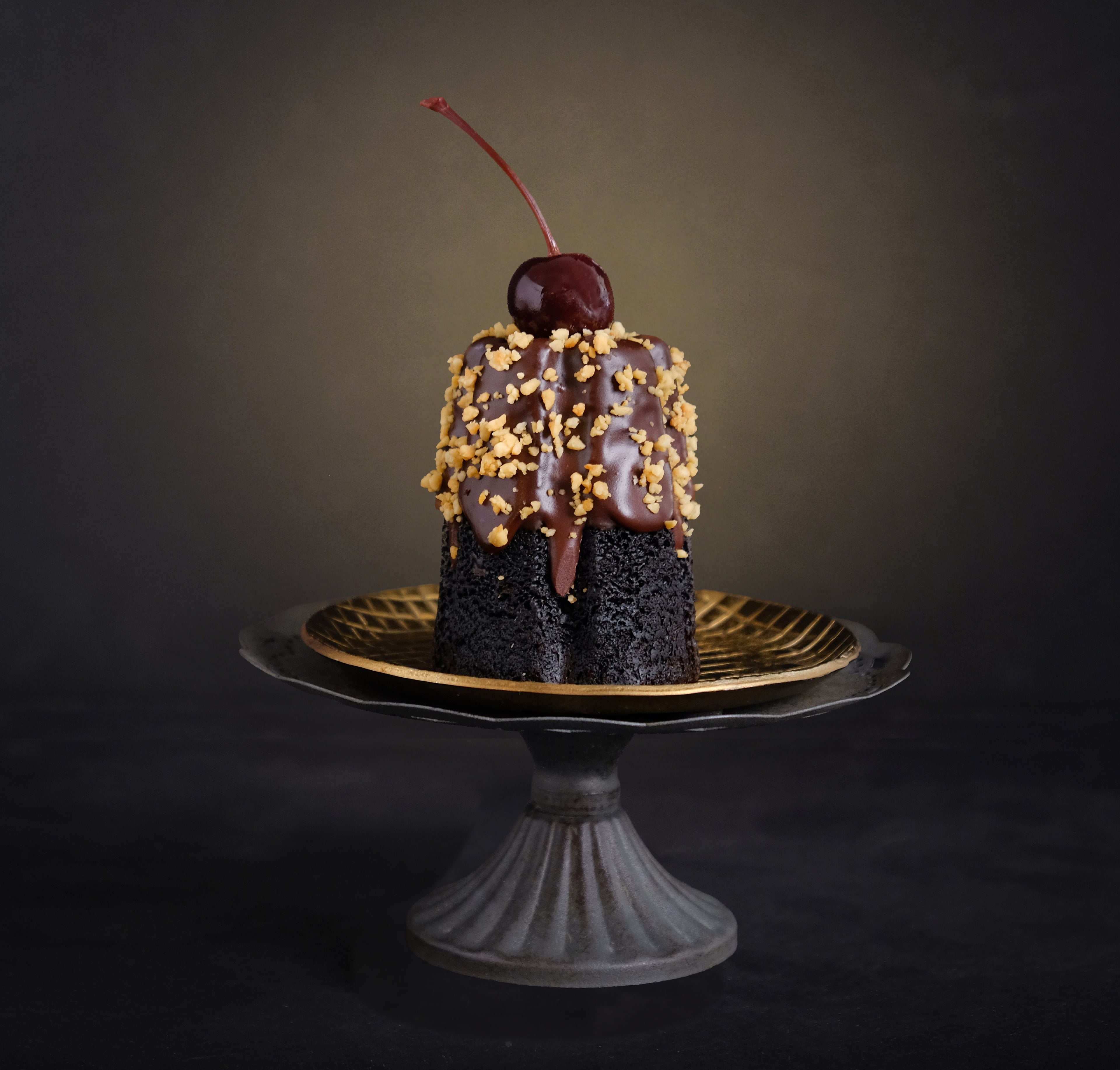 "Fudgy" Bundtt Hole™ - Chocolate